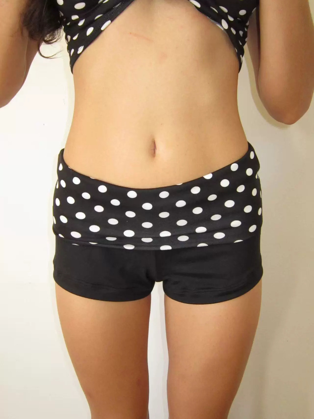 Zara Black Polka Dot Cuffed Low Rise Athletic Shorts